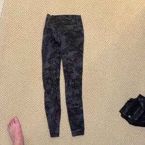 Gray and black design lululemon leggings